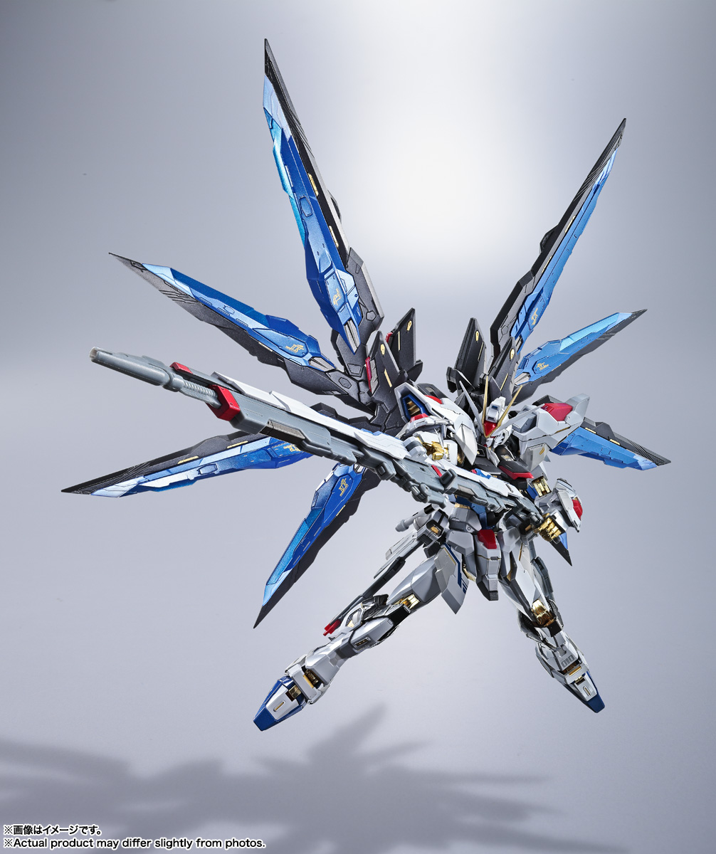 METAL BUILD ストライクフリーダム リバイバル版が本日発売、38,500円