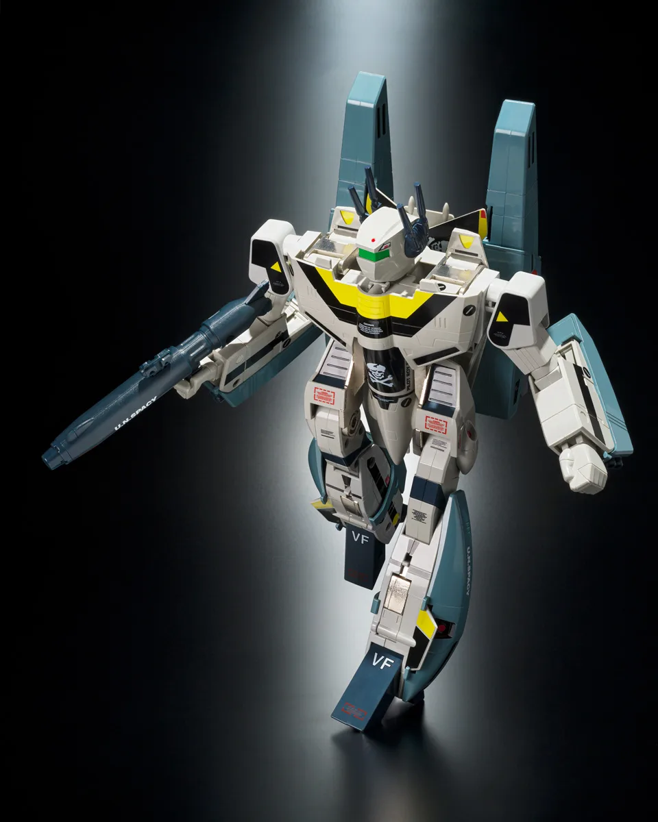 오리진 오브 발키리 VF-1S 로이 포커, 19,800엔 9월 1일 예약 시작